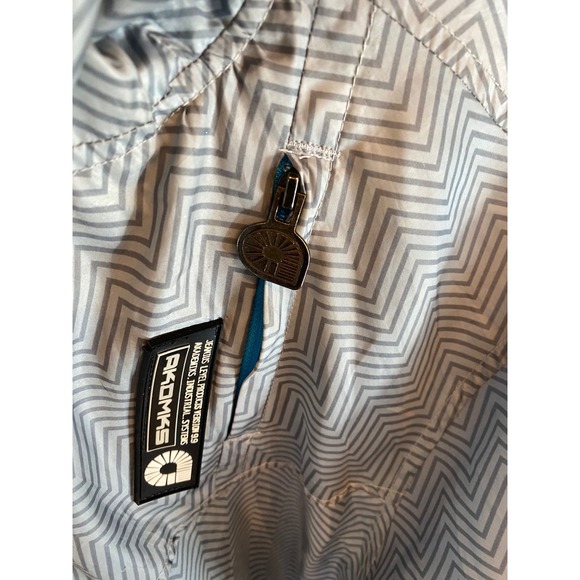 Akademiks Y2K Mens Gray Chevron Full Zip Hooded Windbreaker Jacket Large - Picture 7 of 11